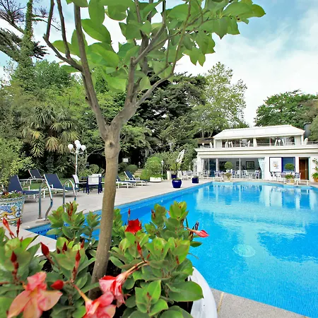 Parc Victoria 5*
