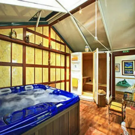 Parc Victoria 5*